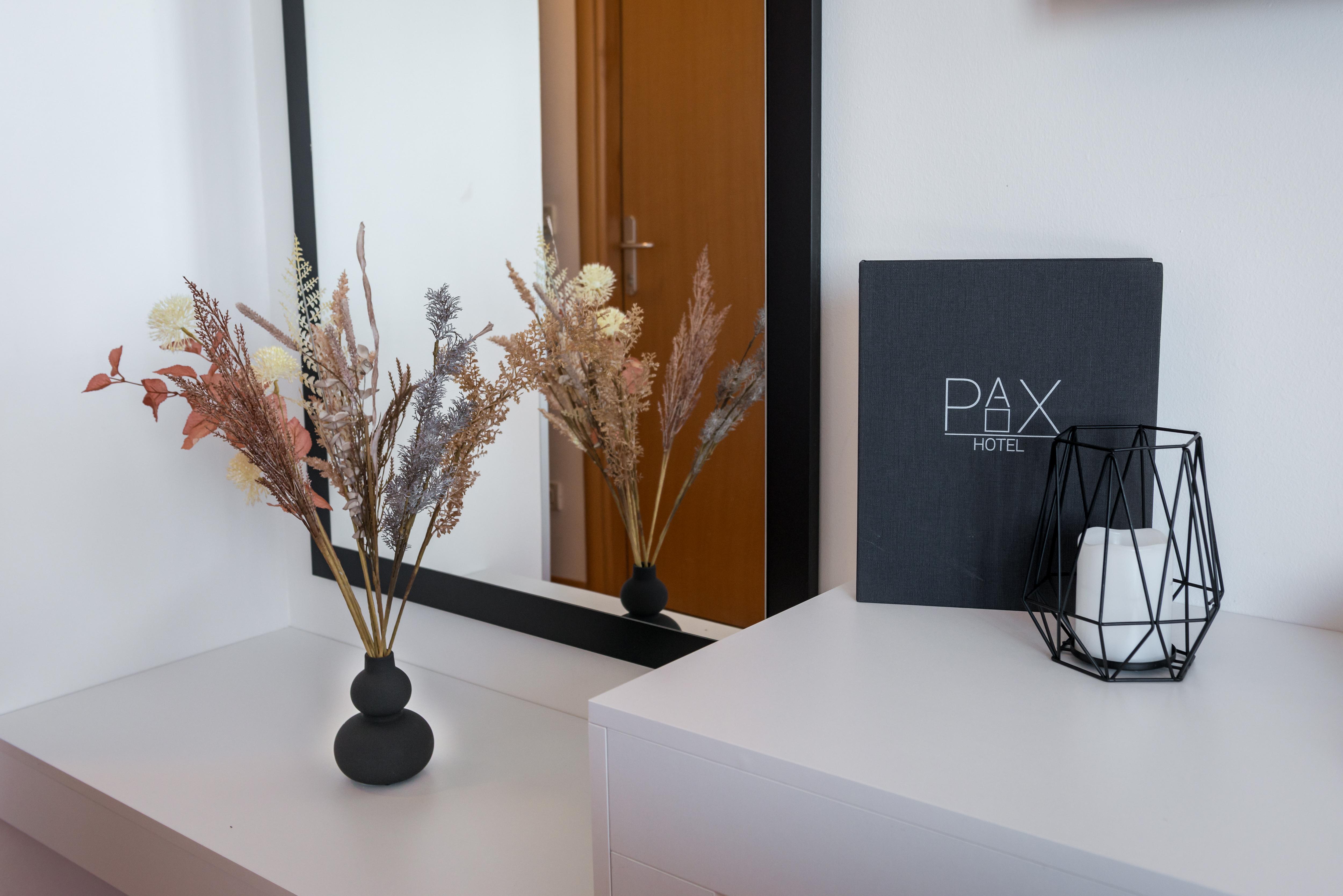 Hotel Pax Split Exteriör bild